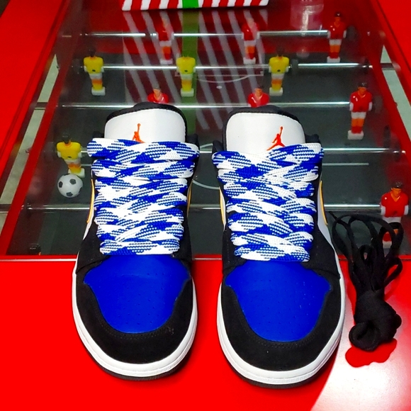 Air Jordan 1 - Picture 1 of 7